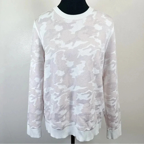 Banana Republic Camo-Print Jacquard Crew  Neck Wool Sweater - Picture 2 of 16